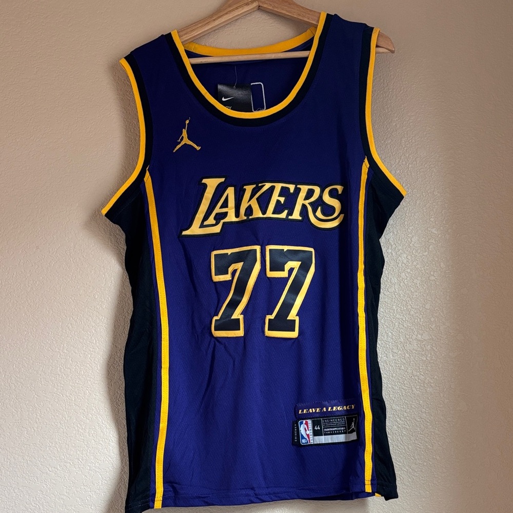 Nike Lakers Purple and Yellow Basketball Jersey